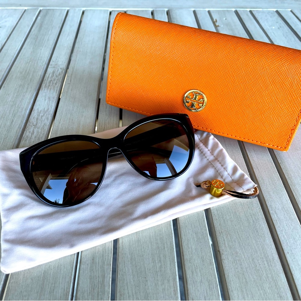 Tory Burch Black Havana sunglasses
